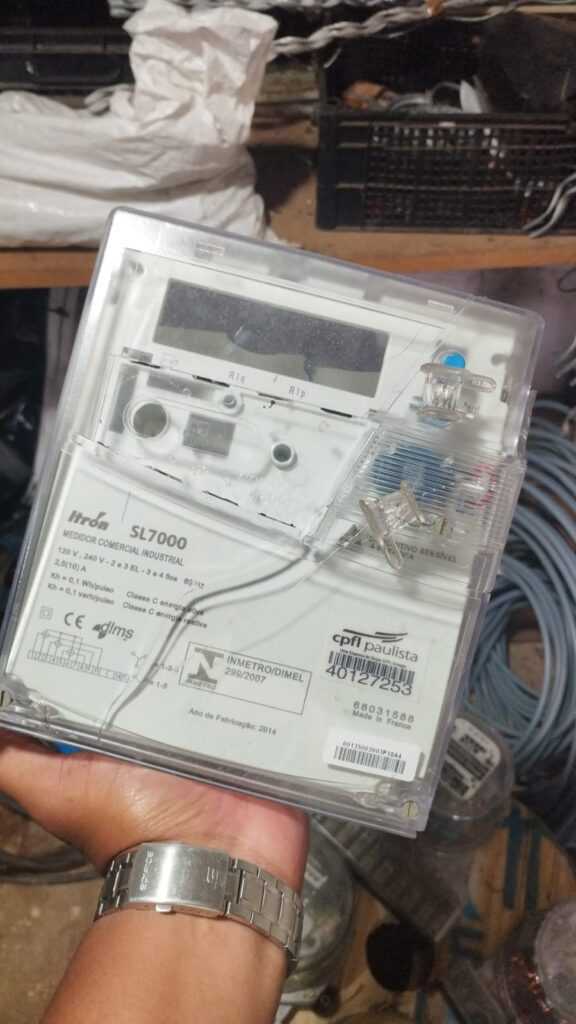 dig-prende-dois-em-esquema-de-furto-de-materiais-eletricos-em-campinas