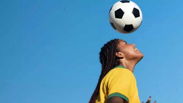 cabeceios-no-futebol-podem-trazer-risco-de-demencia