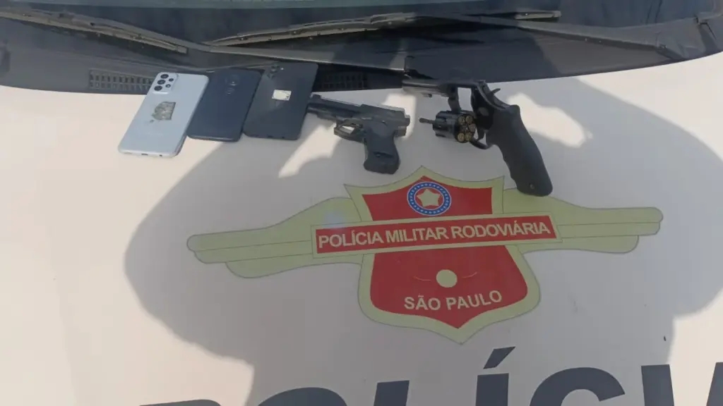 trio-e-preso-com-revolver-e-simulacro-durante-tentativa-de-roubo-de-carga-em-campinas