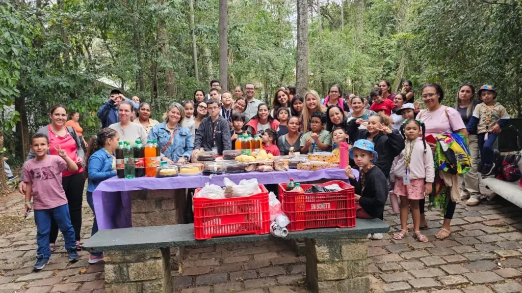criancas-atendidas-pelo-napr-participam-de-passeio-no-bosque-dos-jequitibas,-em-campinas