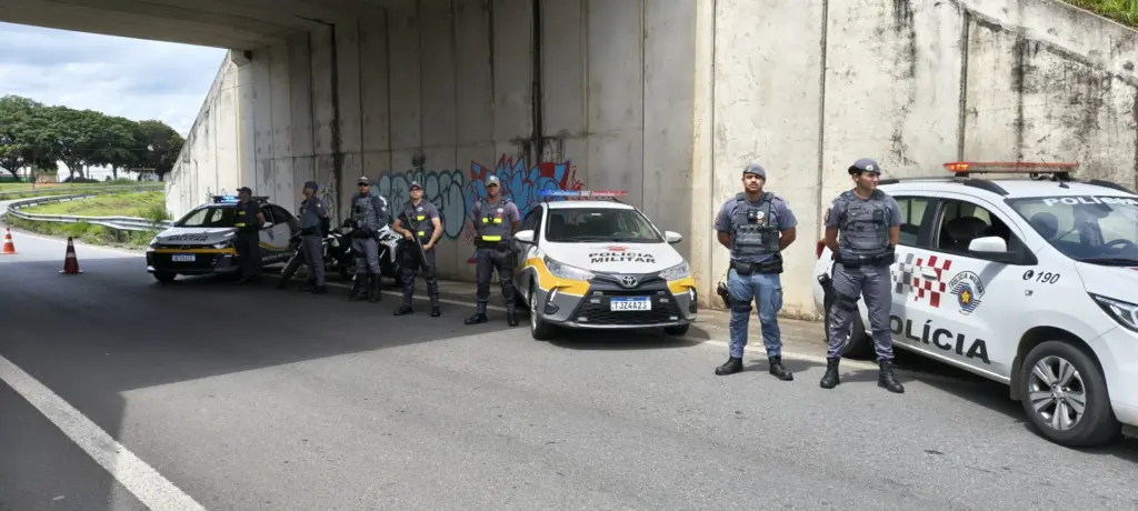 operacao-padroeira-registra-27-autuacoes-e-remove-dois-veiculos-em-campinas